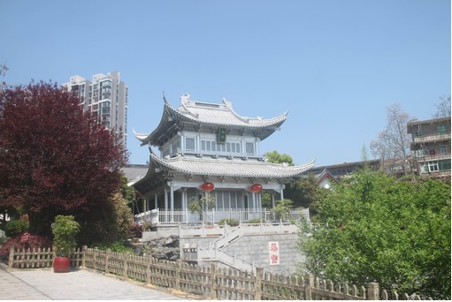 心靈之旅品牌系列銀都風(fēng)情飛天山+安陵書(shū)院一日游（丹霞地貌飛天山+特色農家宴+中國白銀坊）